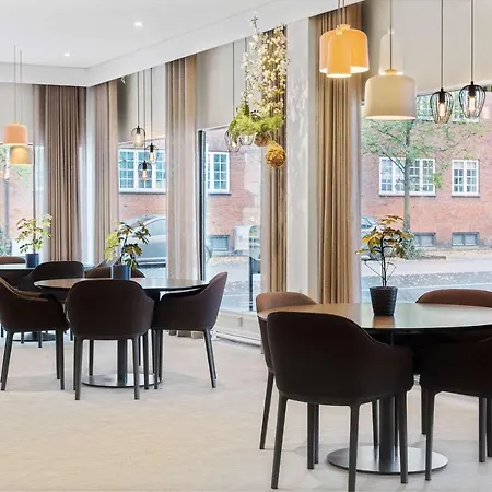 Hotel Western Airport 3*