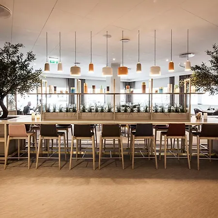 Hotel Western Airport