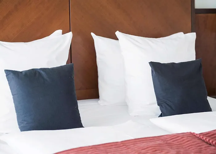 Hotel Western Airport